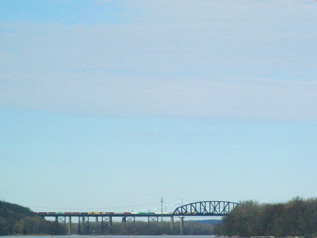 Photo: Coeymans Thruway Bridge