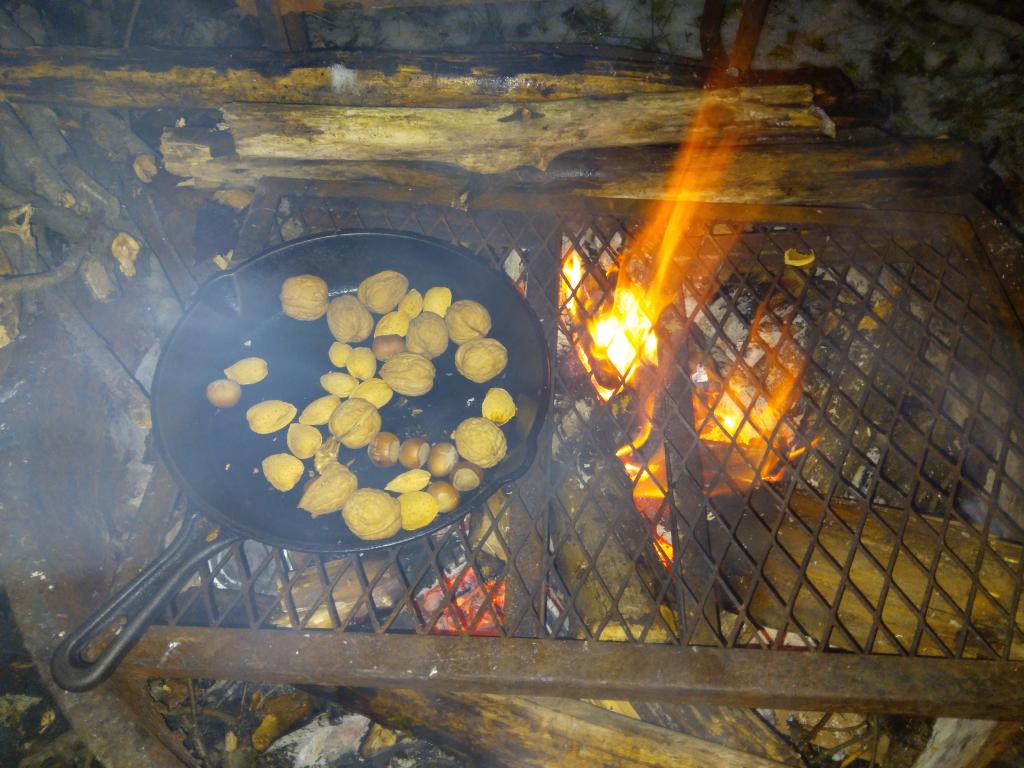 Photo: Roasting nuts
