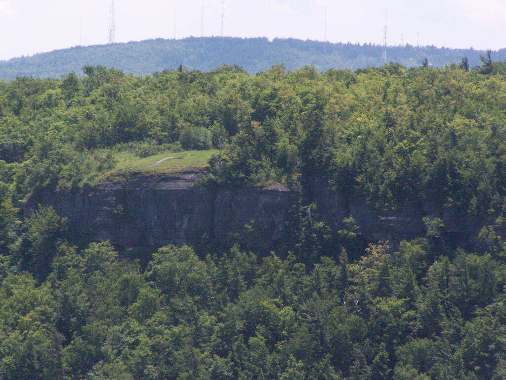 Photo: Hang Gliders Cliff