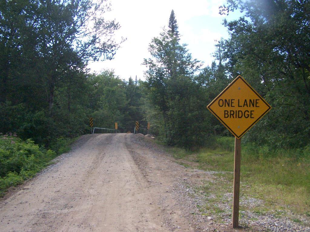 Photo: One Lane Bridge Photo: One Lane Bridge