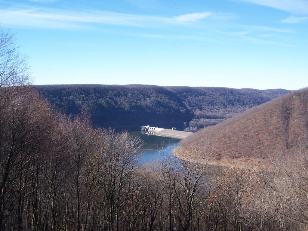 Photo: Reservoir Dam Photo: Reservoir Dam