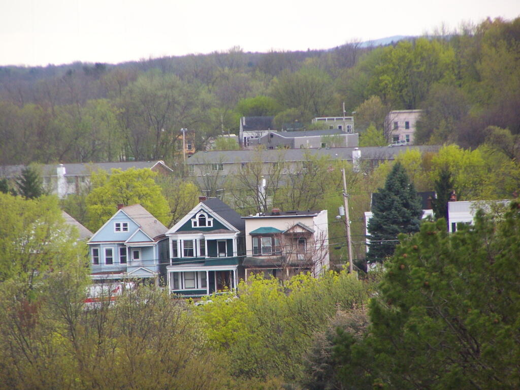 Photo: Morton Avenue