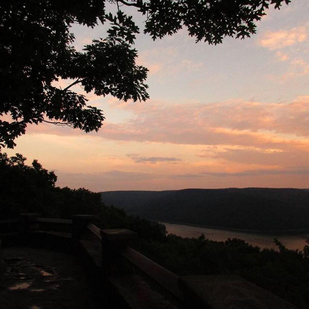 Photo: Yesterday's sunset at Rimrock