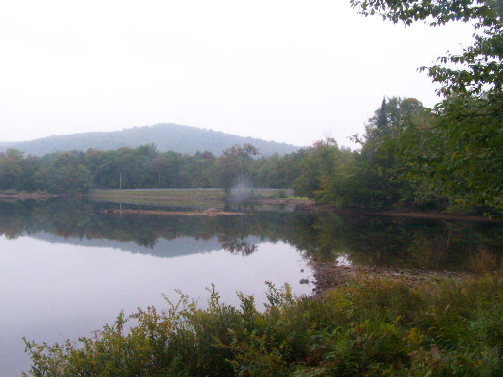 Photo: North Lake Dam