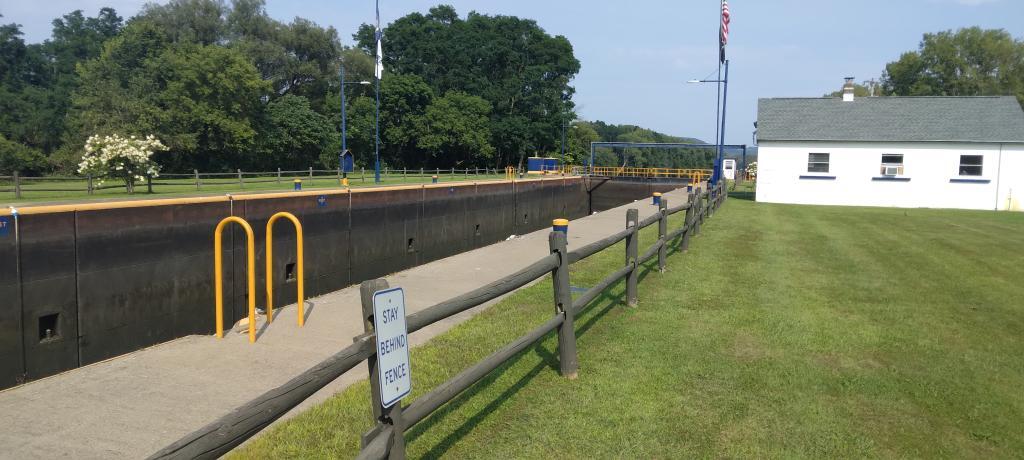 Photo: Lock 16