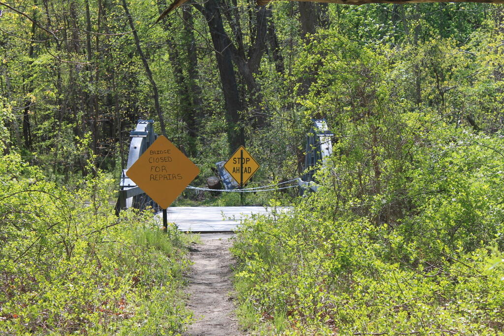 Photo: Damaged Bridge