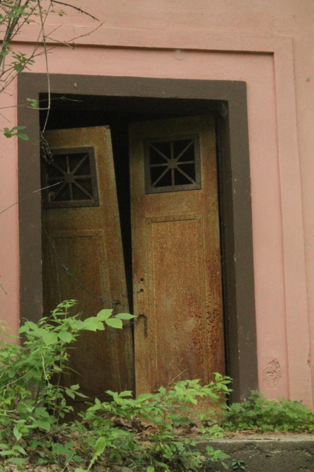 Photo: Doors Photo: Doors