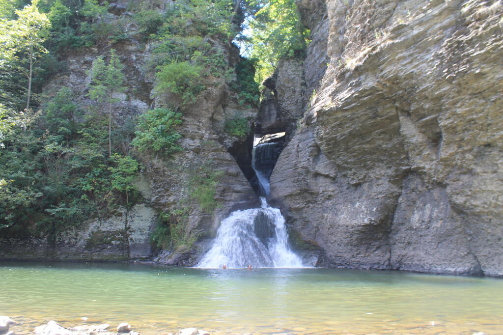 Photo: View of Gorge Walls Photo: View of Gorge Walls