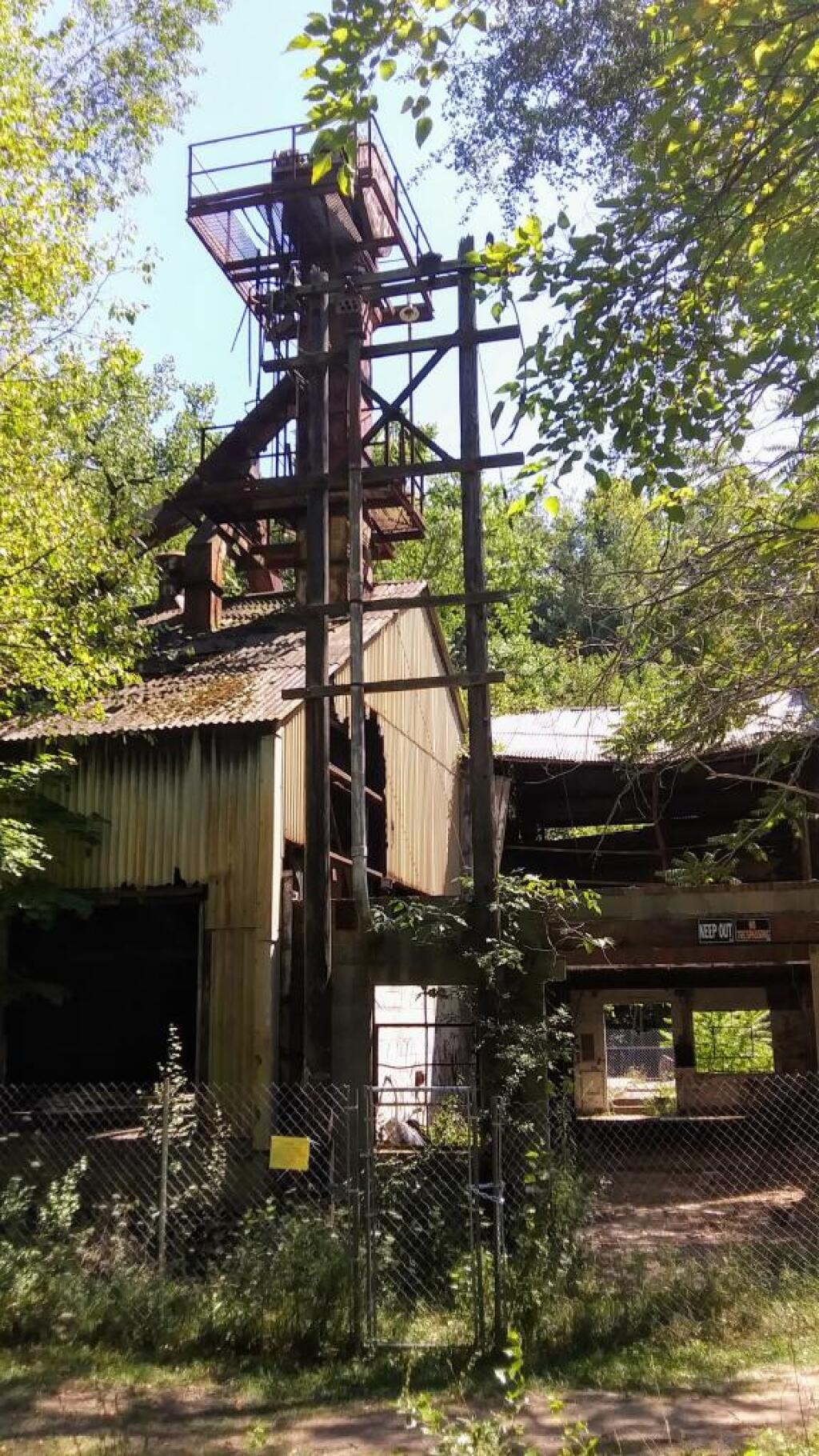 Photo: Cascade Mills Ruins